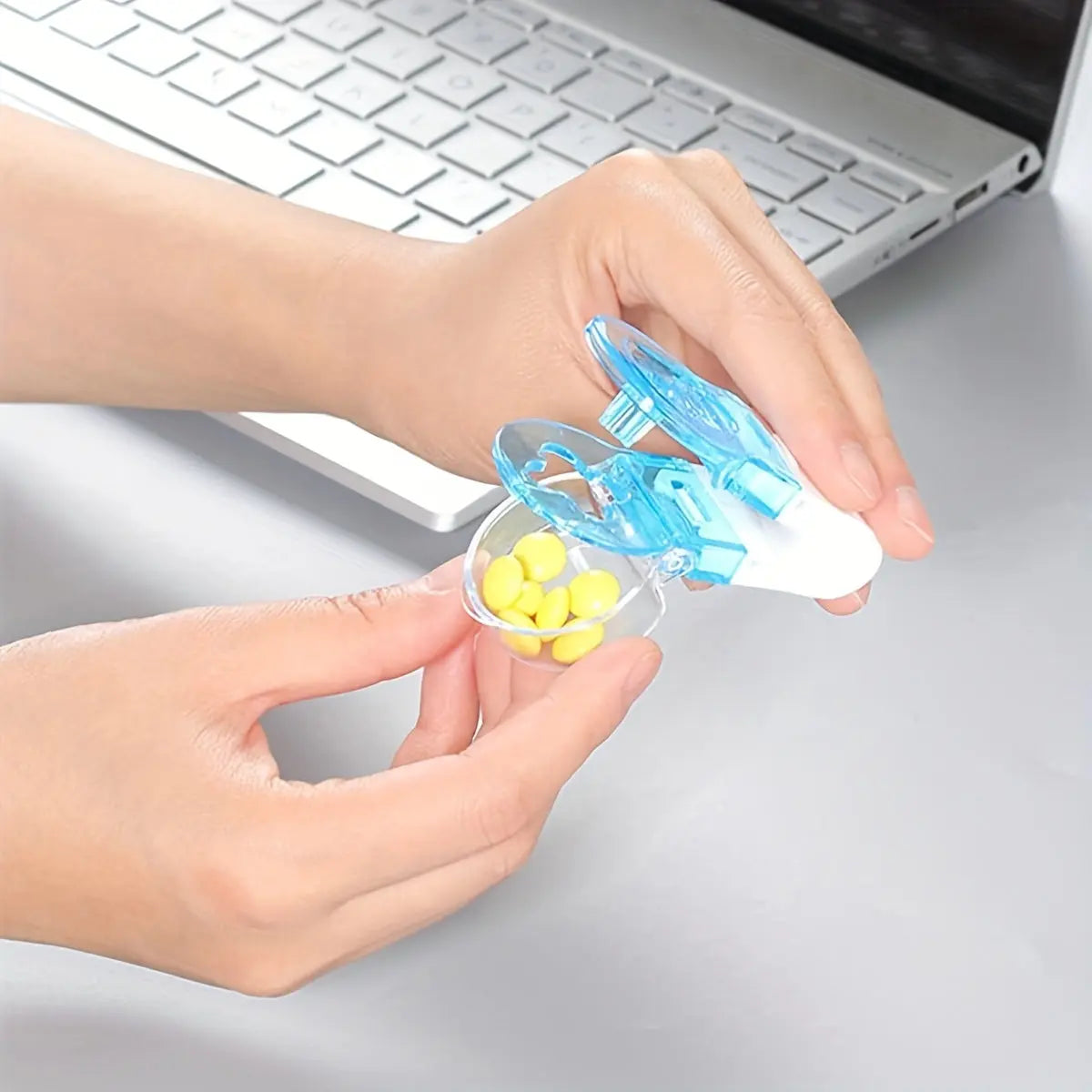 Portable Pill Taker: Touch-Free Medication Management Trendslana