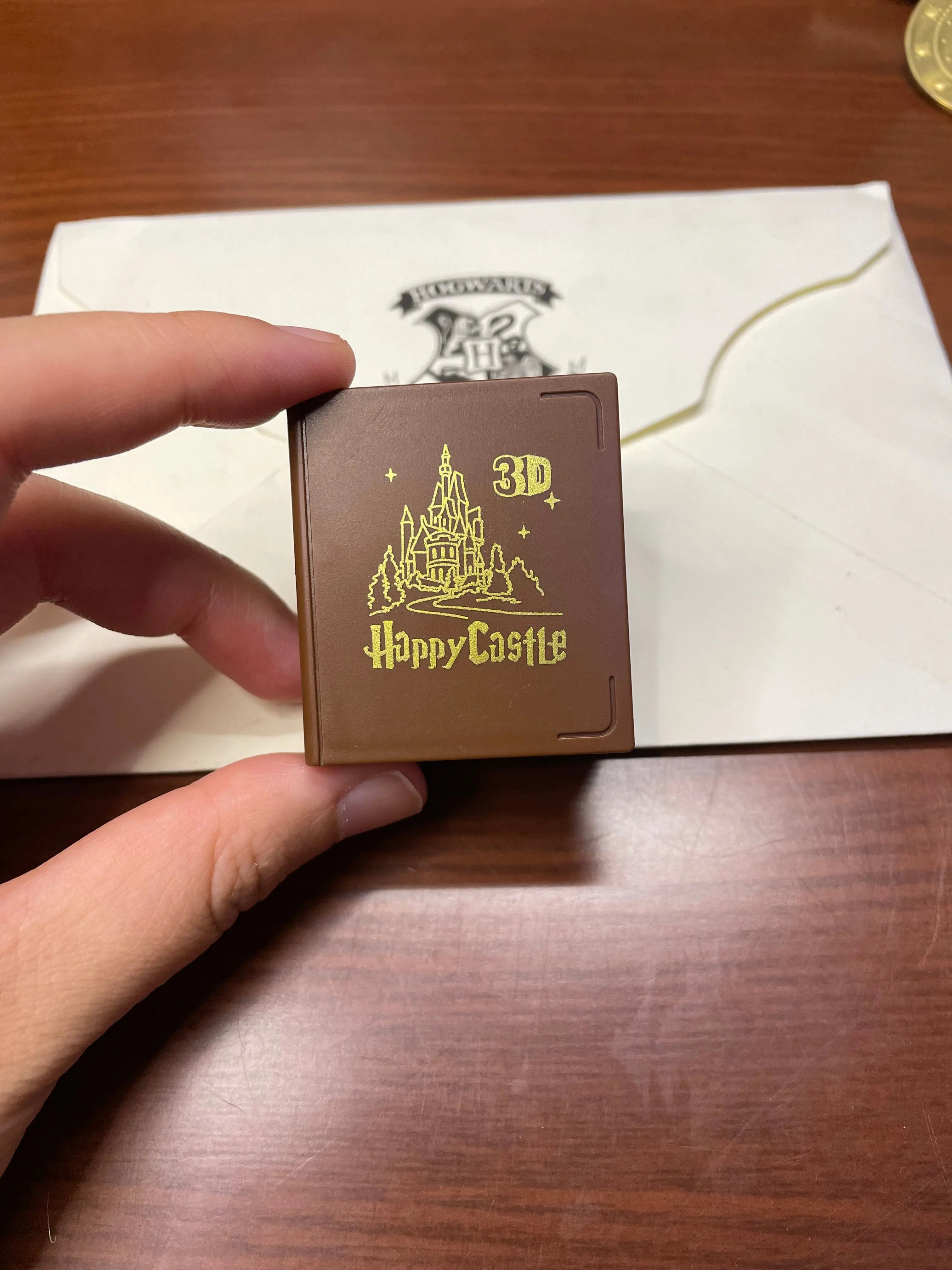 Magic castle 3d mini book keychain Mystore