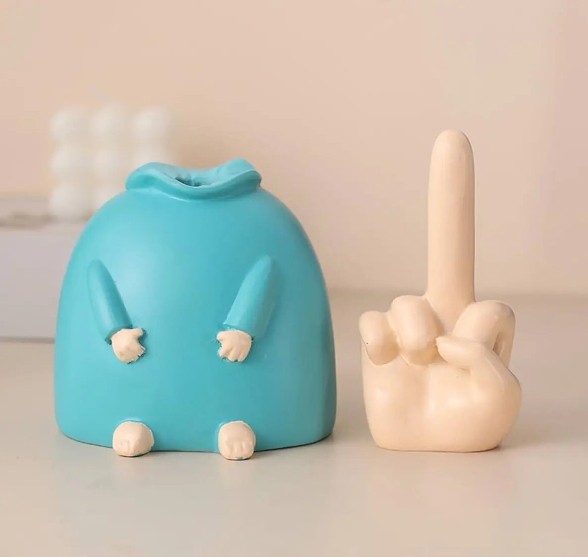 FUNNY MIDDLE FINGER STATUE Trendslana