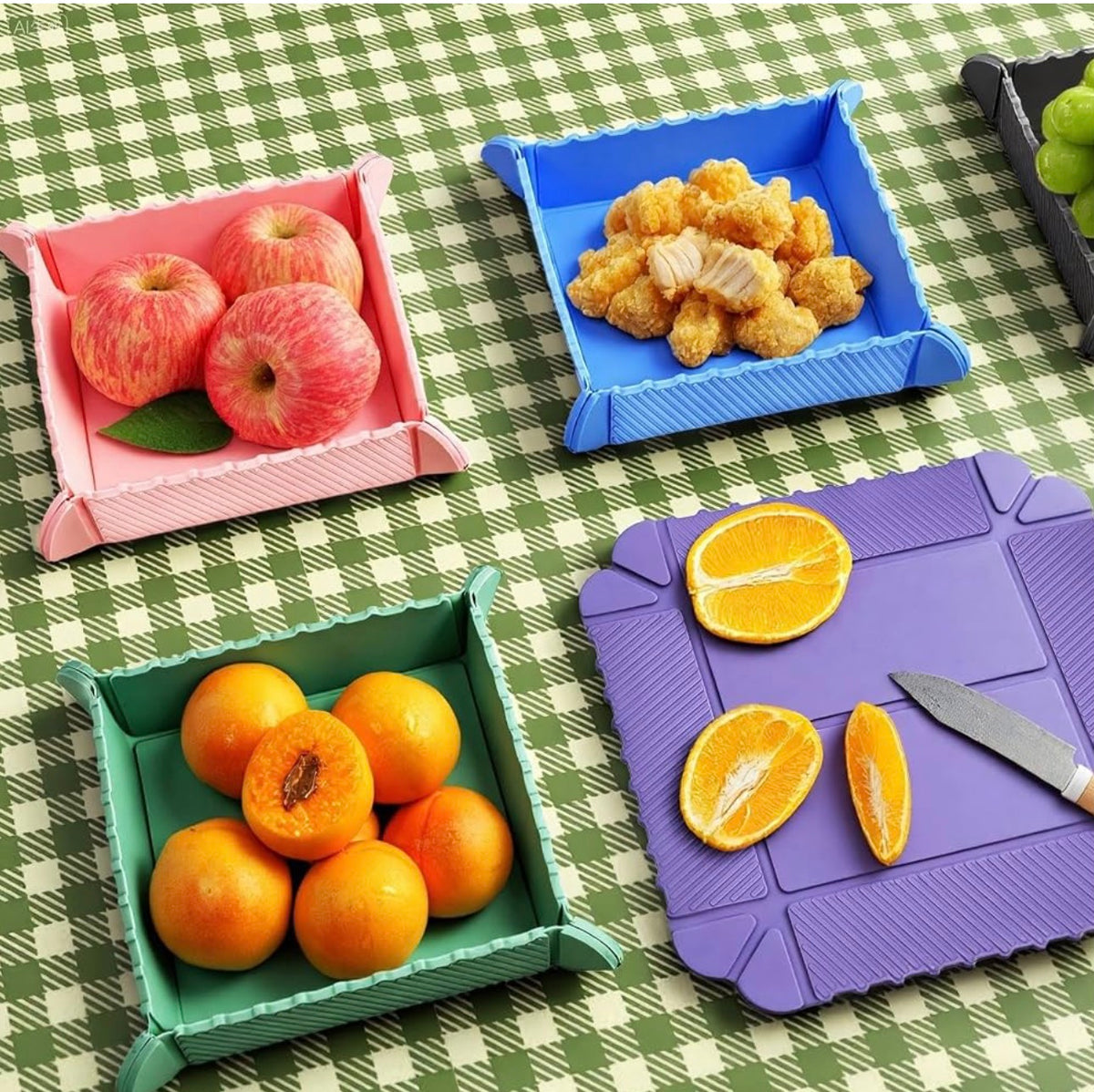 Silicone Snack Containers