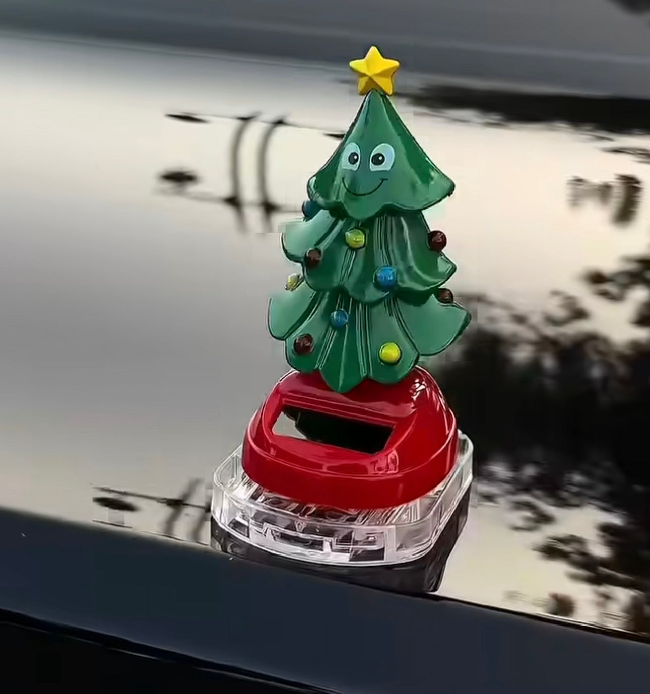 Dancing Christmas figures - Solar