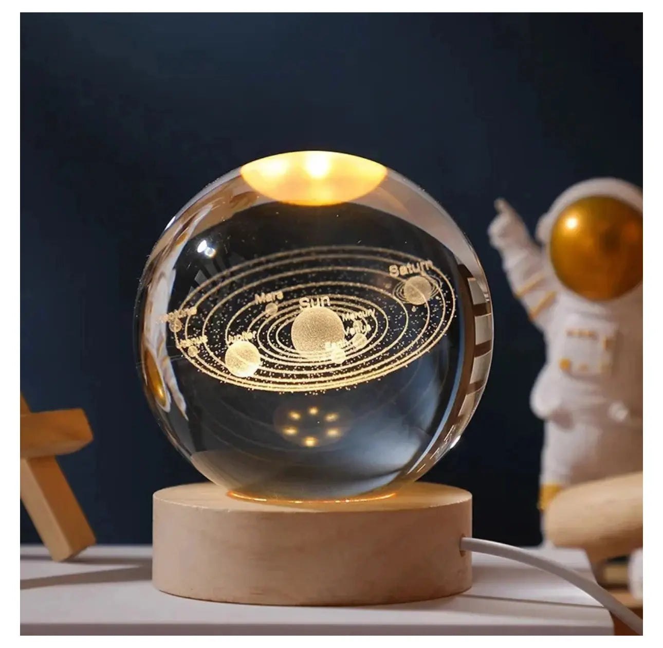 3D Glowing cristal globe Trendslana