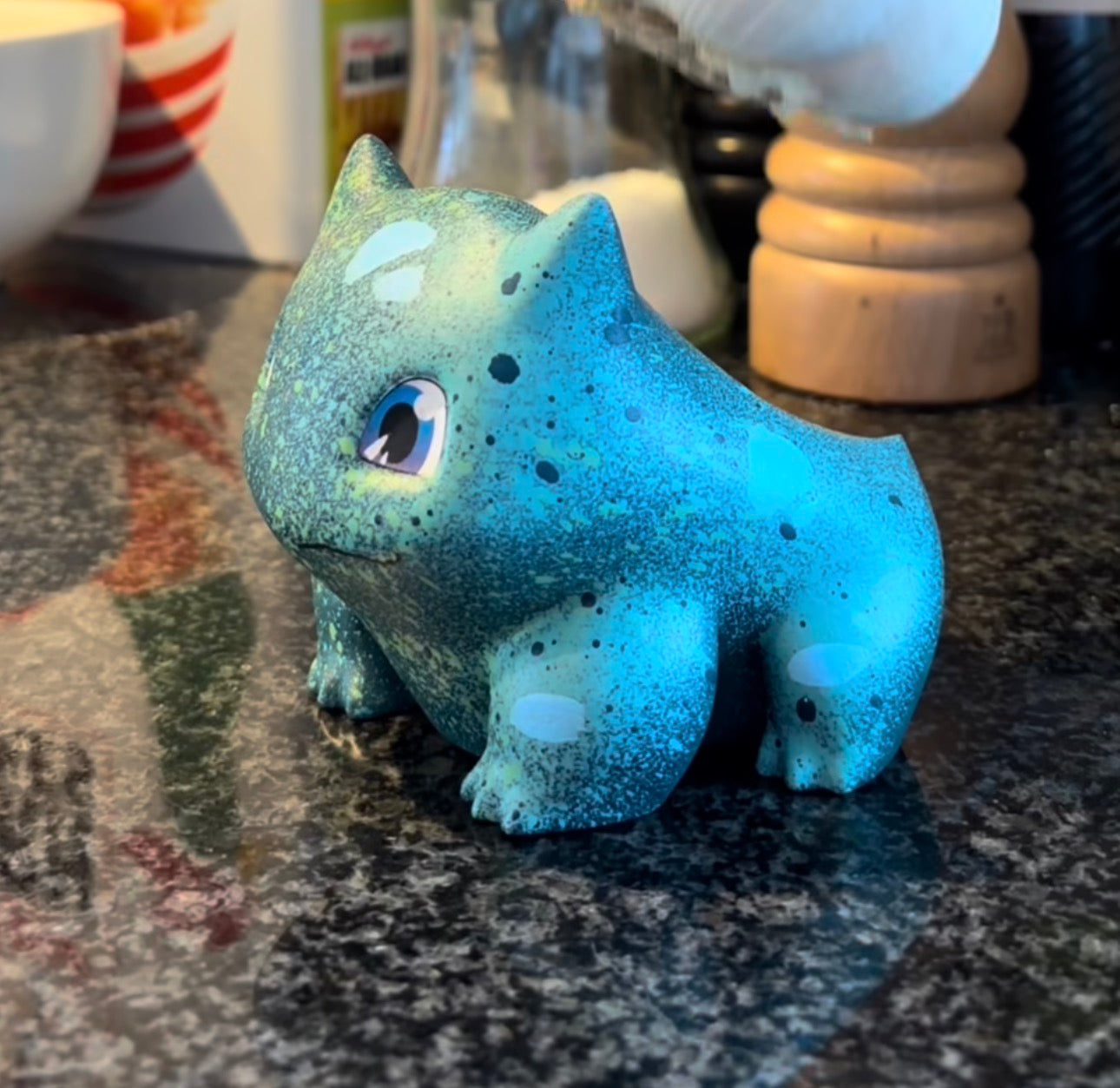 Pokemon Bulbasaur figurine
