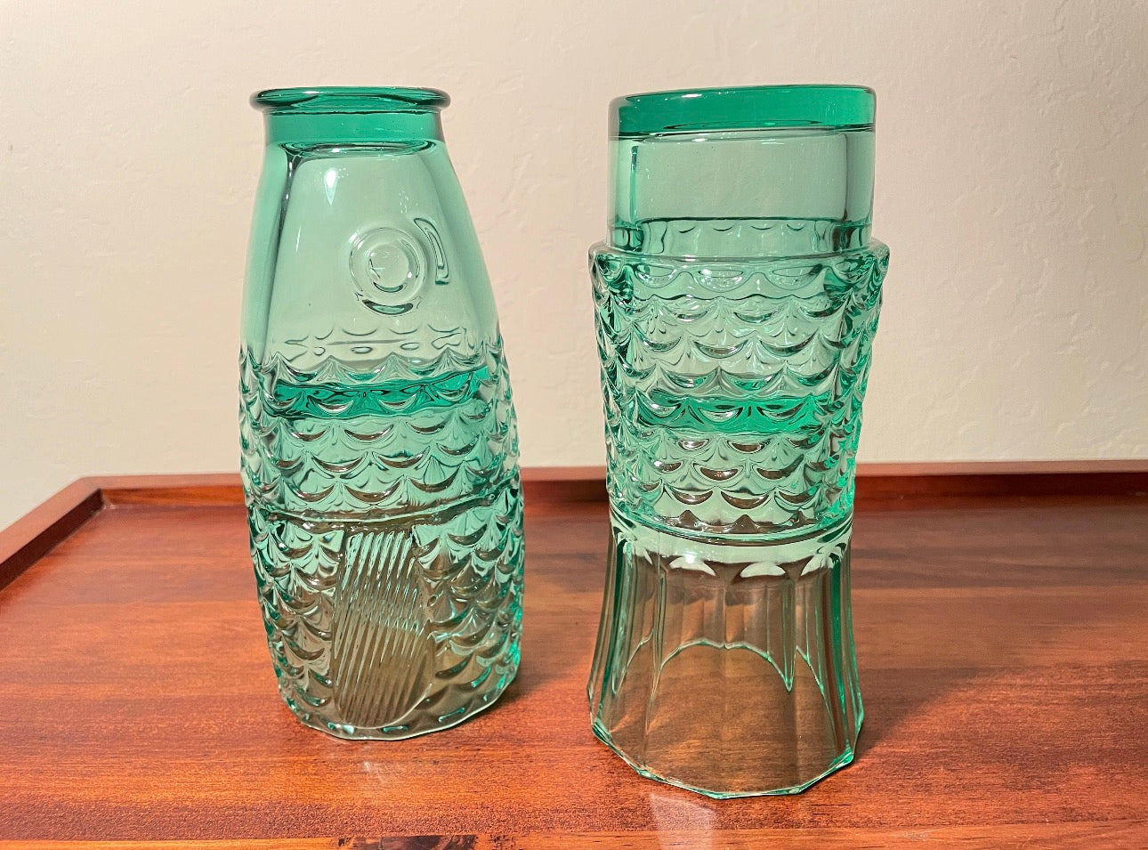 MINT GREEN FISH STACKING GLASSES