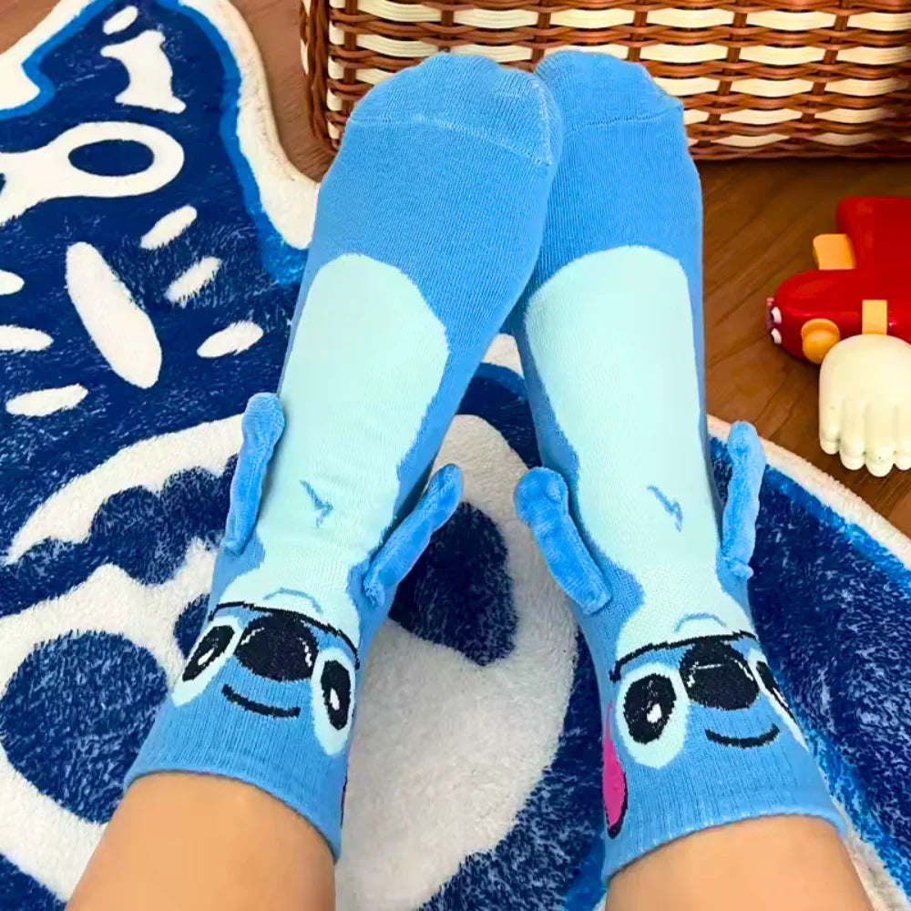Funny socks with magnet