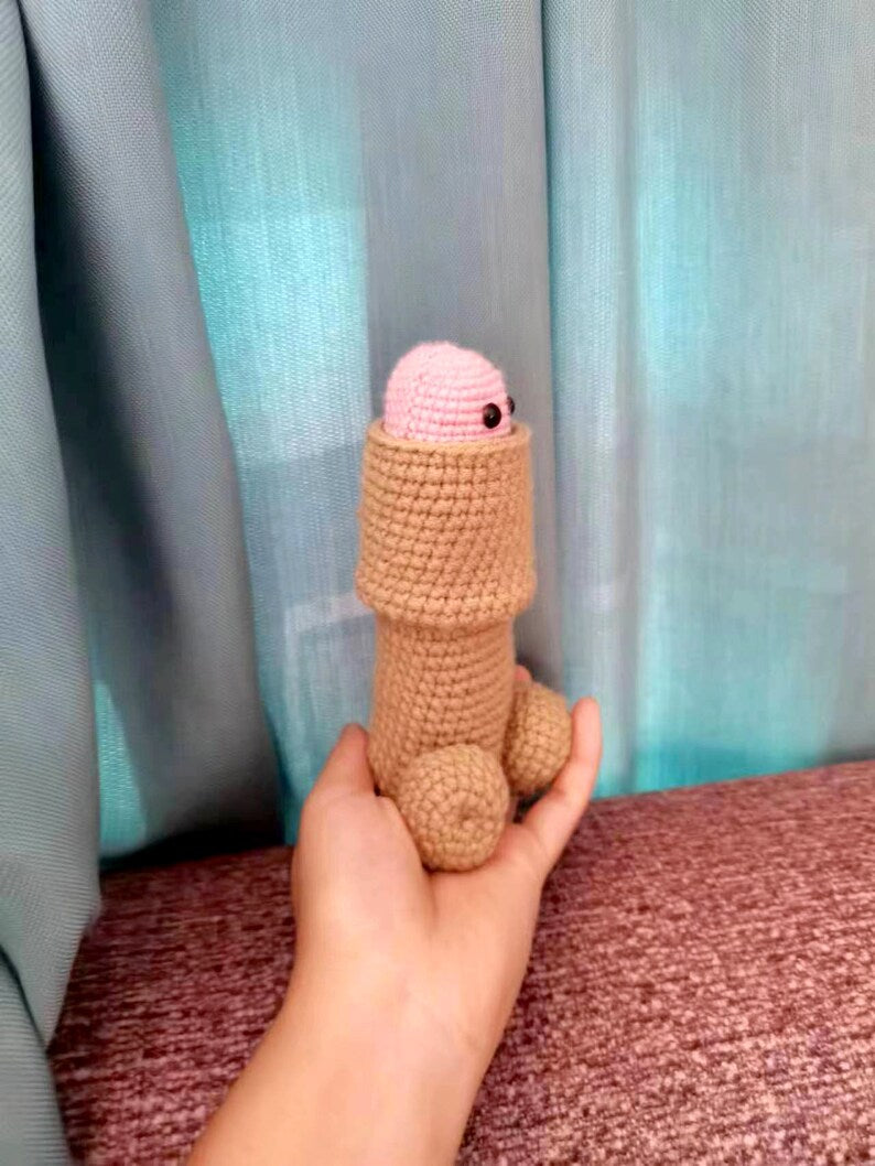 FUNNY STRESS CROCHET WILLY