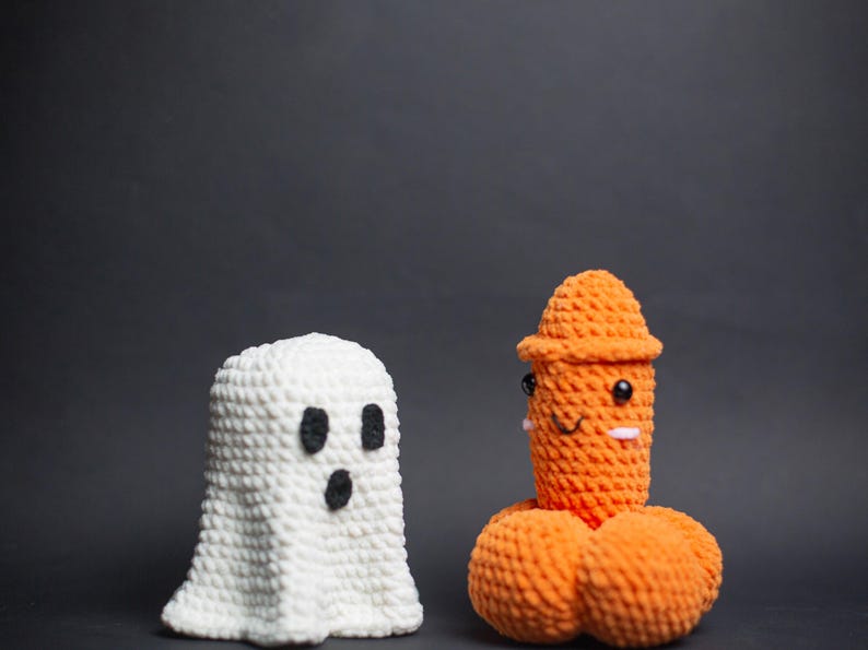 Surprise Halloweenie Ghost