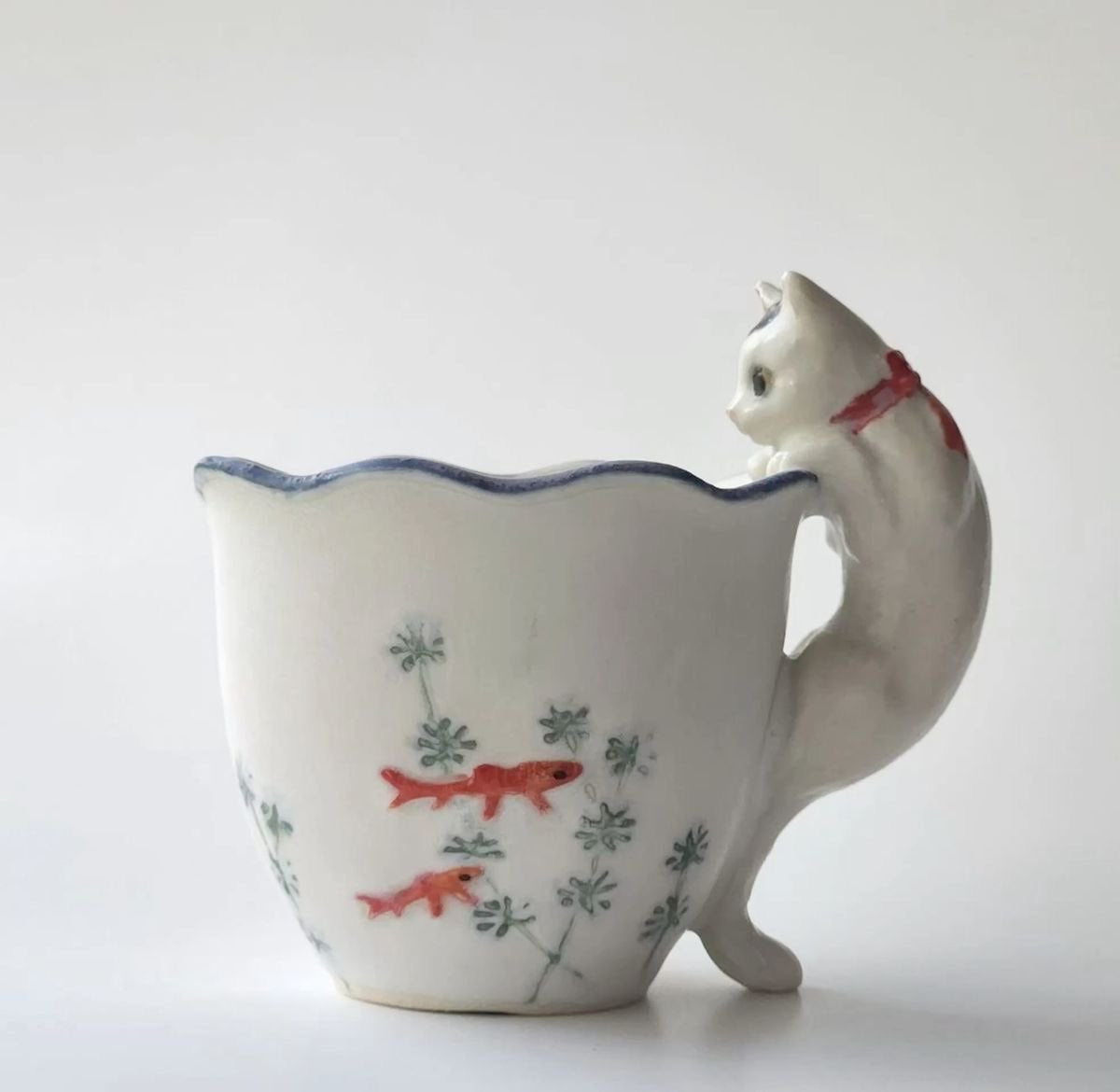 CUTE CAT HANDLE MUG