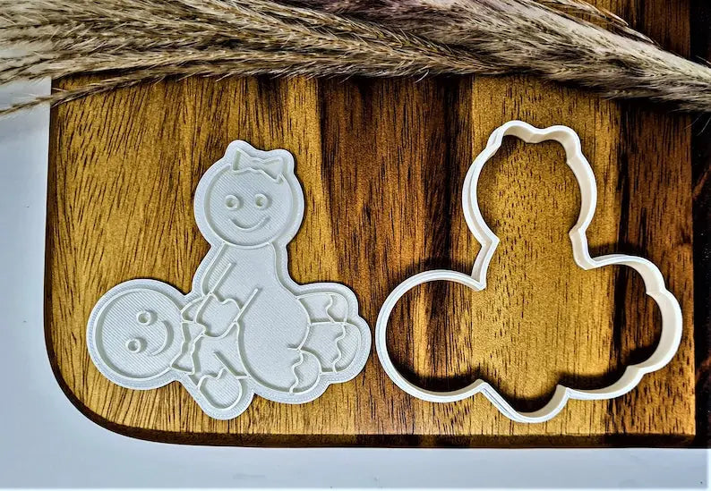 Naughty Gingerbread Christmas Cookie Cutter Trendslana