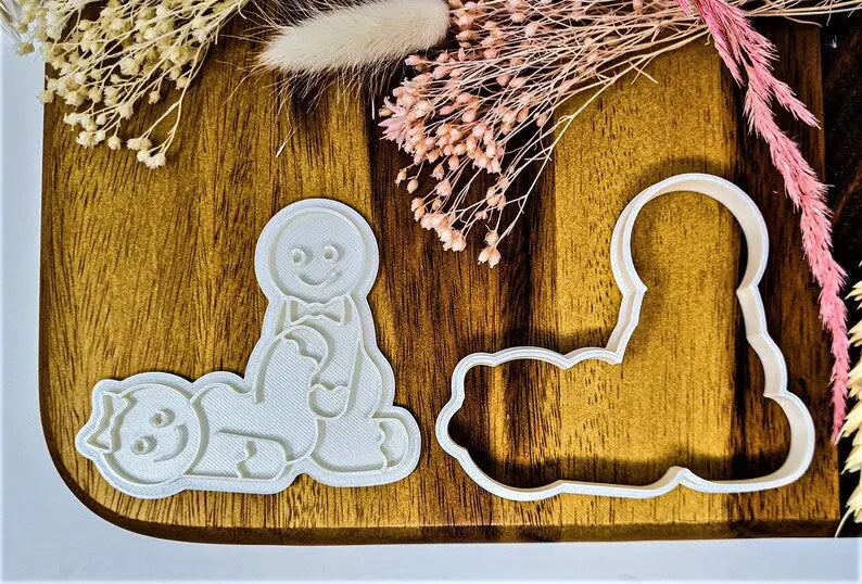 Naughty Gingerbread Christmas Cookie Cutter Trendslana