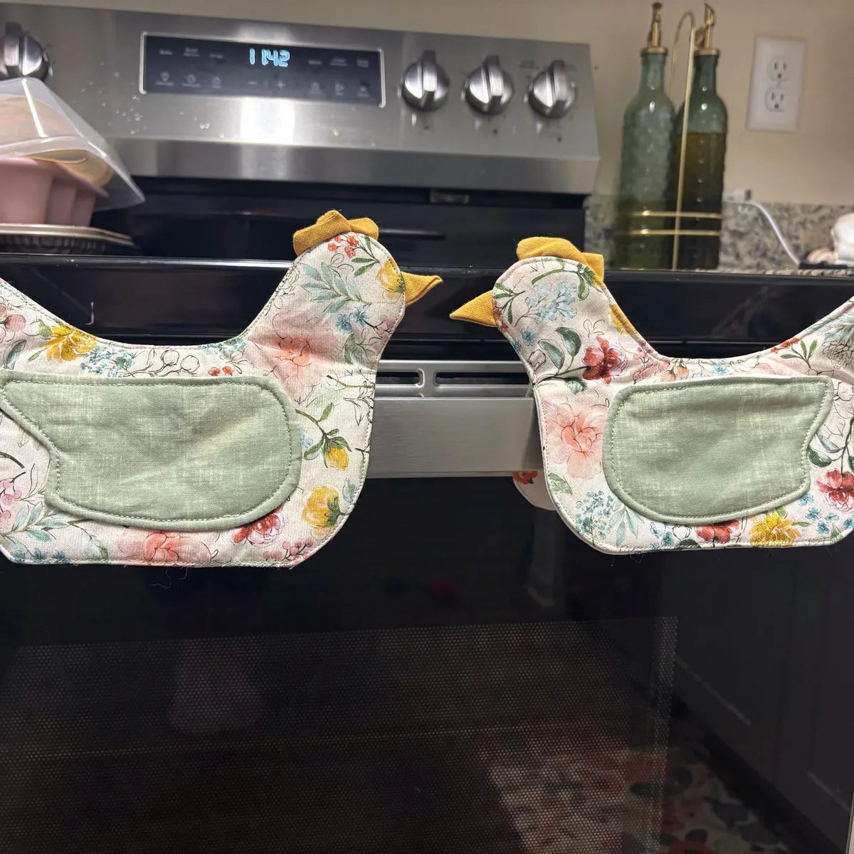 BUNNY AND CHICKEN OVEN MITT