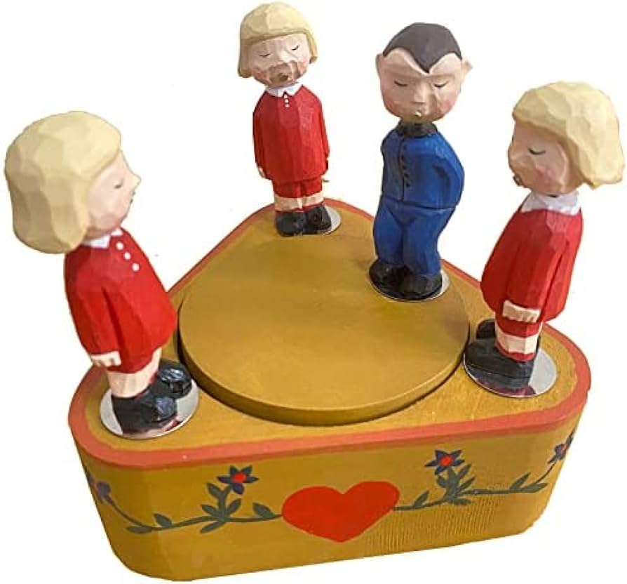 Creative Triangle Kiss Rotating Music Box