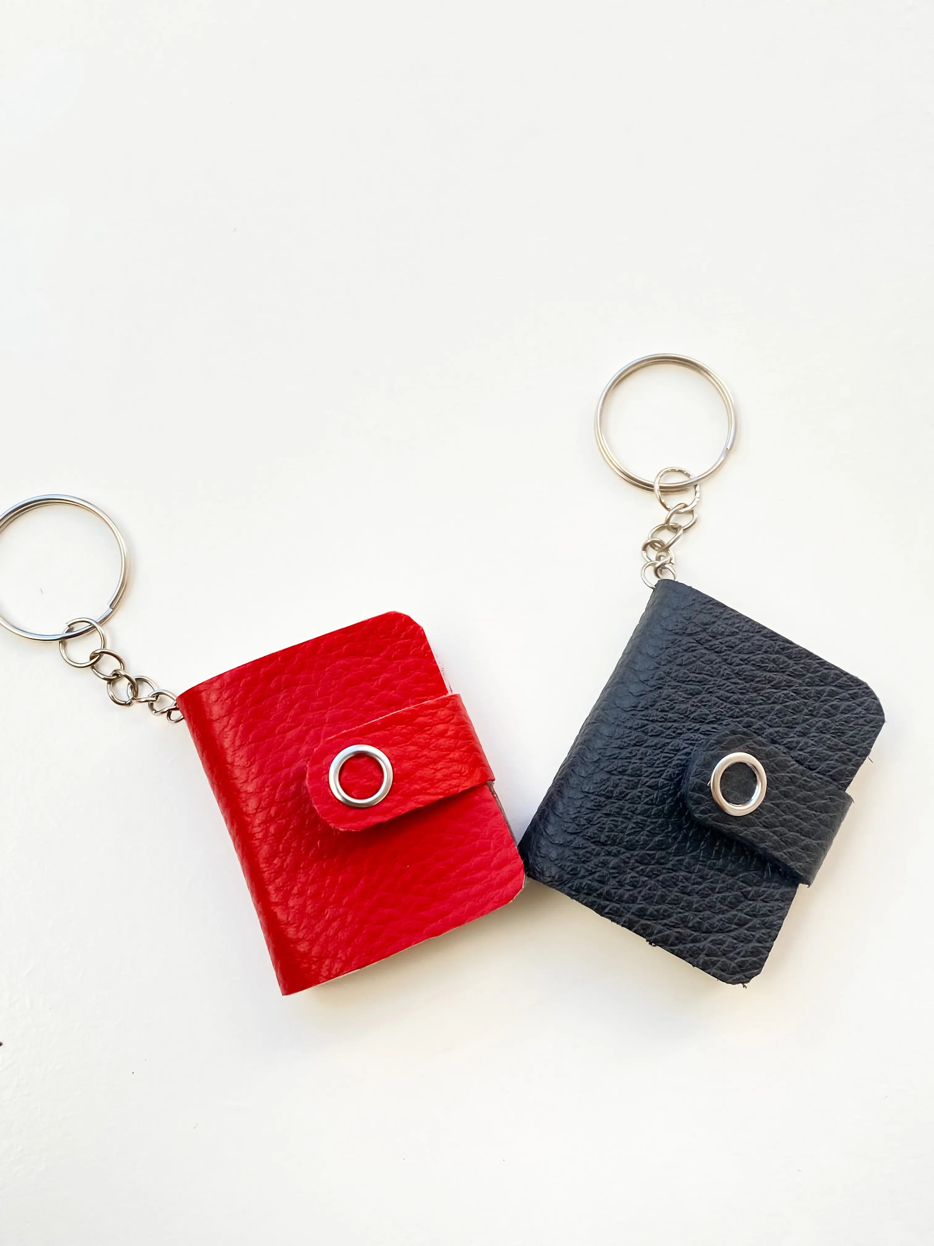 Memory Mini Photo Album Keychain Mystore