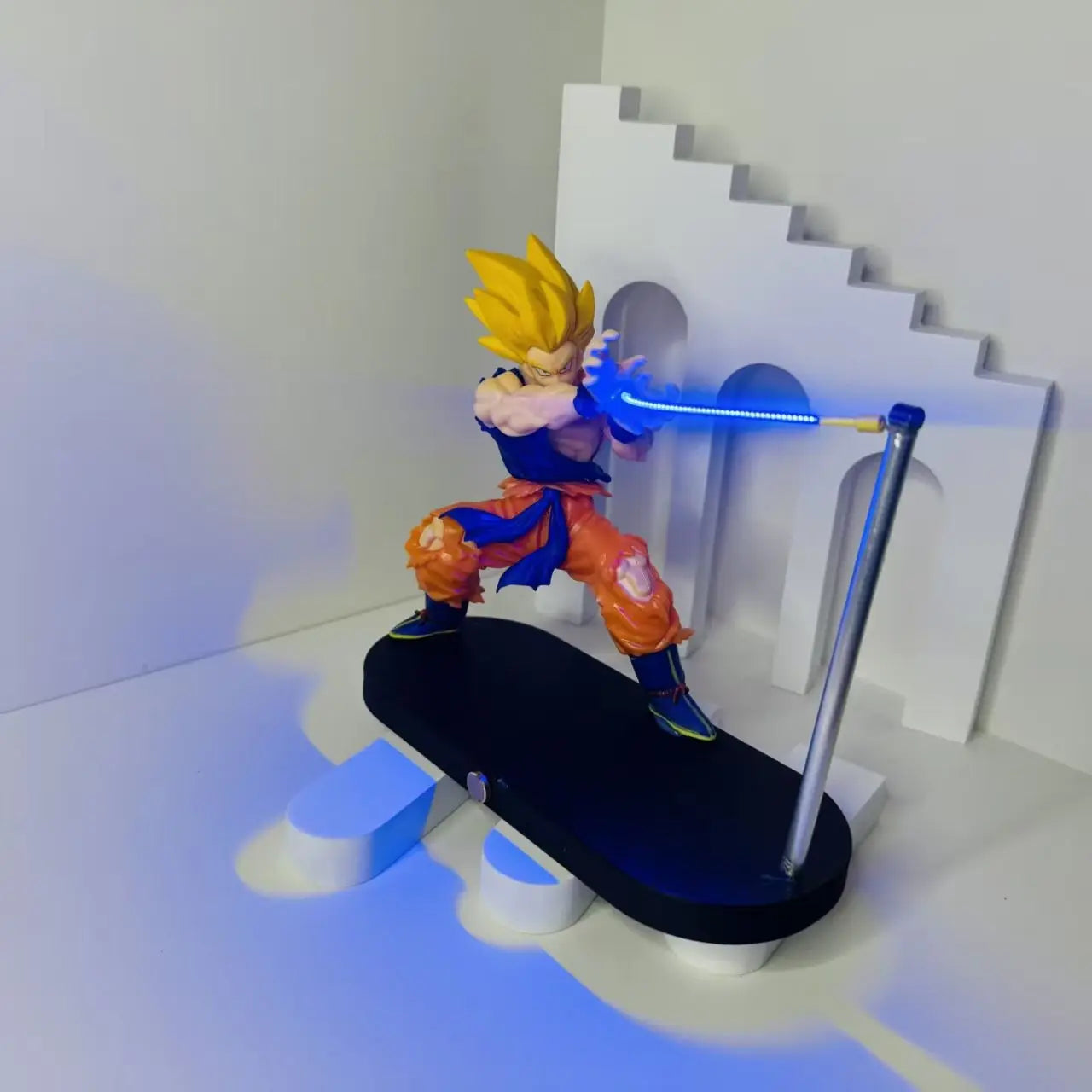 Goku Magnetic Lamp