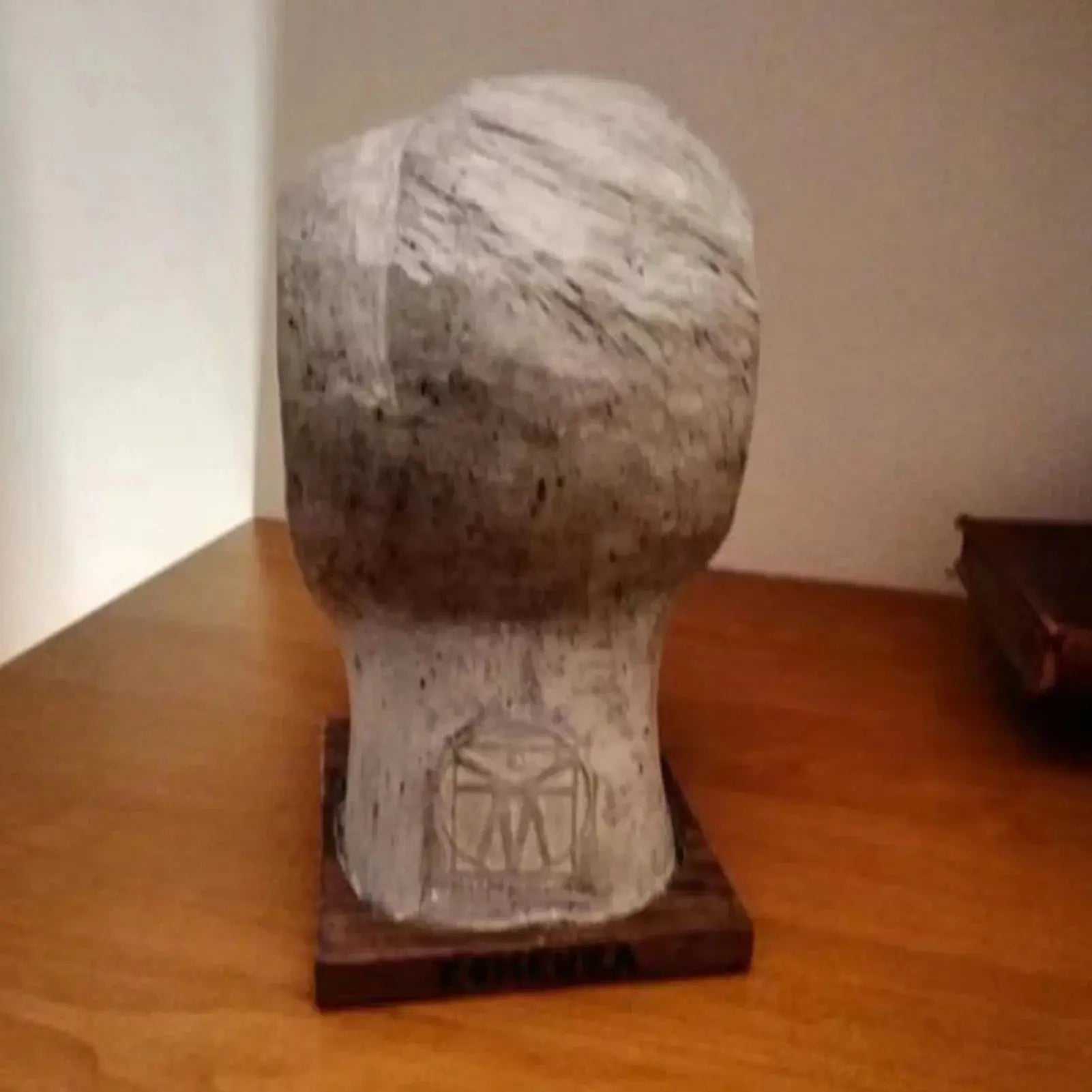 Grin of madness bookend Trendslana