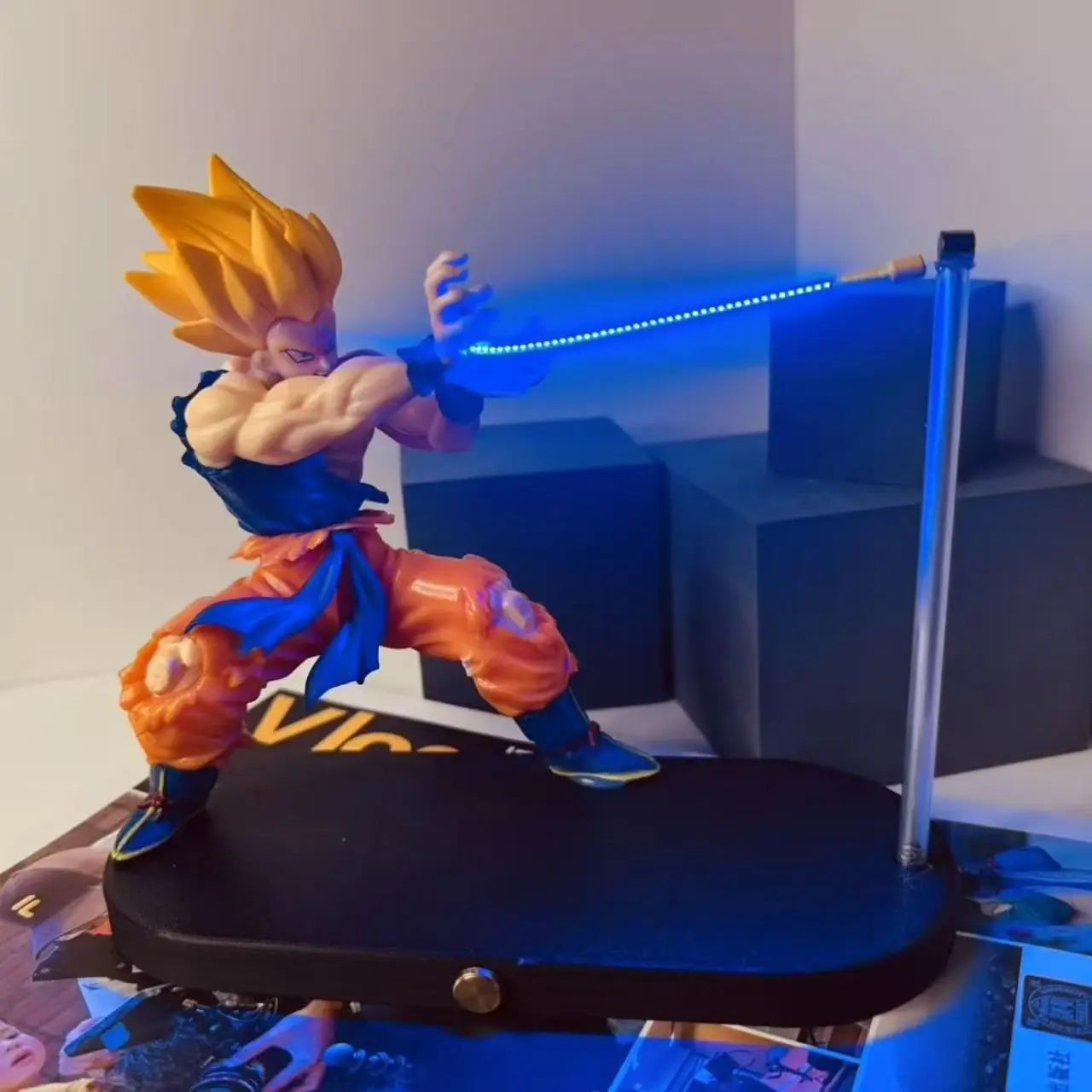 Goku Magnetic Lamp