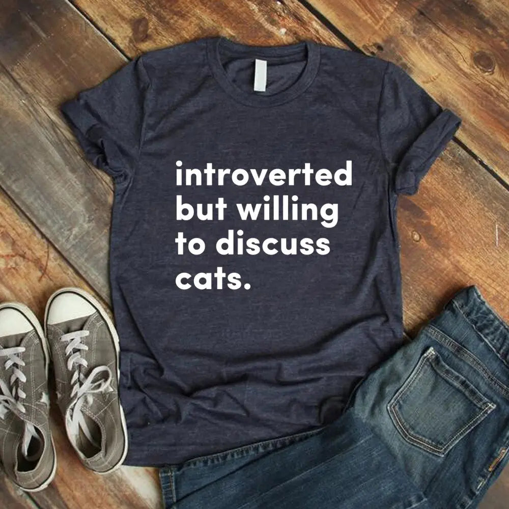 Introverted But Willing To Discuss Cats / Plants T-Shirt Trendslana
