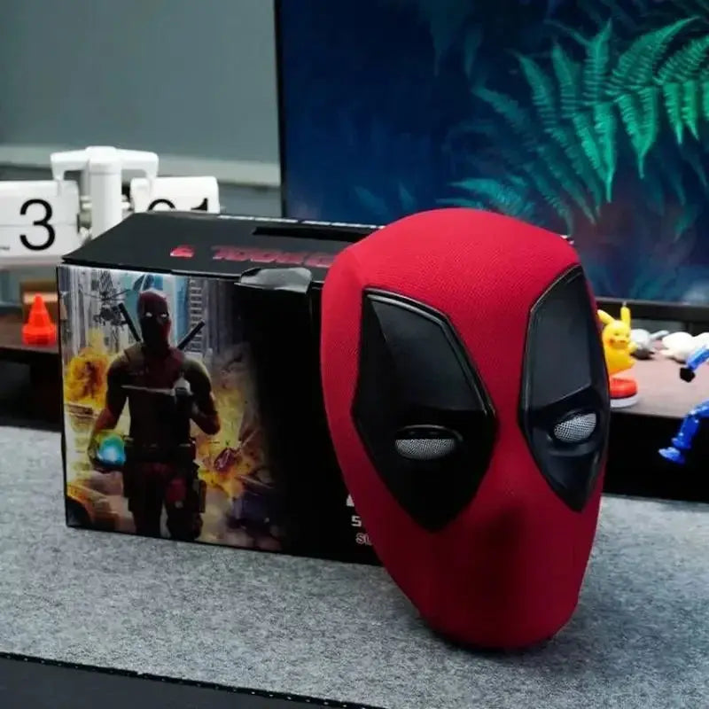 Winking Deadpool Mask Trendslana