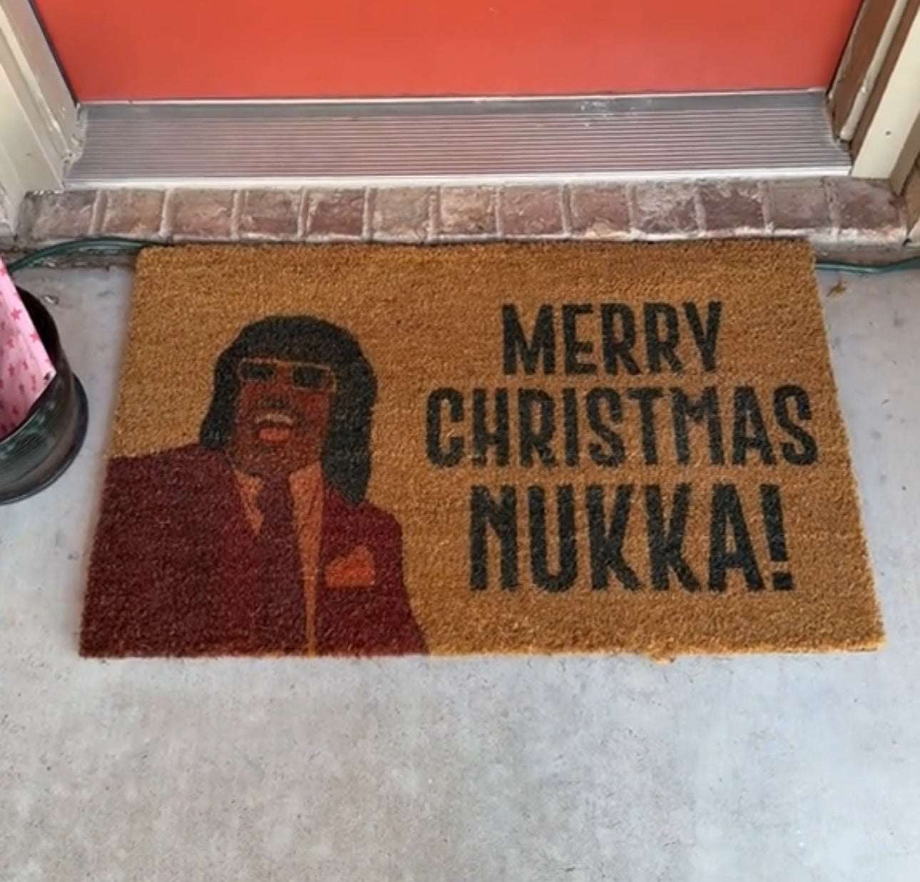 MERRY CHRISTMAS NUKKA DOORMAT