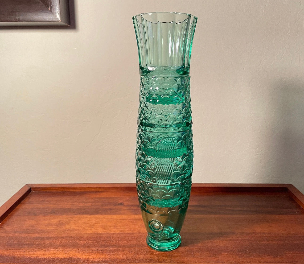MINT GREEN FISH STACKING GLASSES