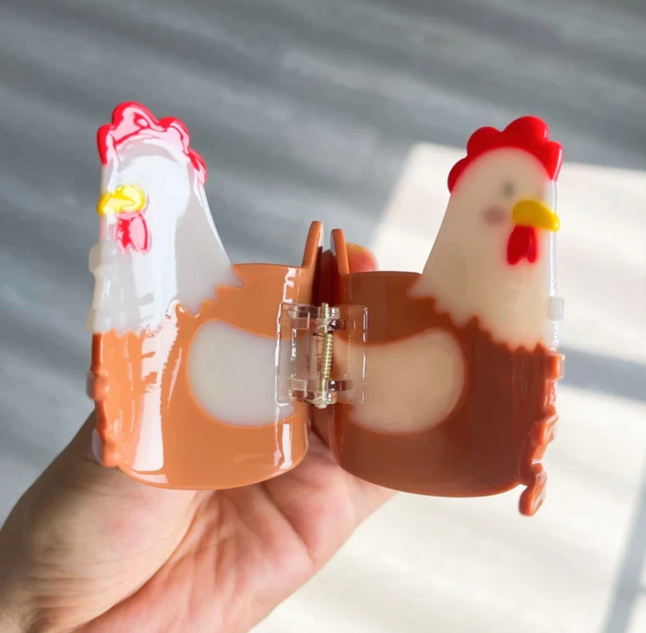 CHICKEN HAIR CLAW