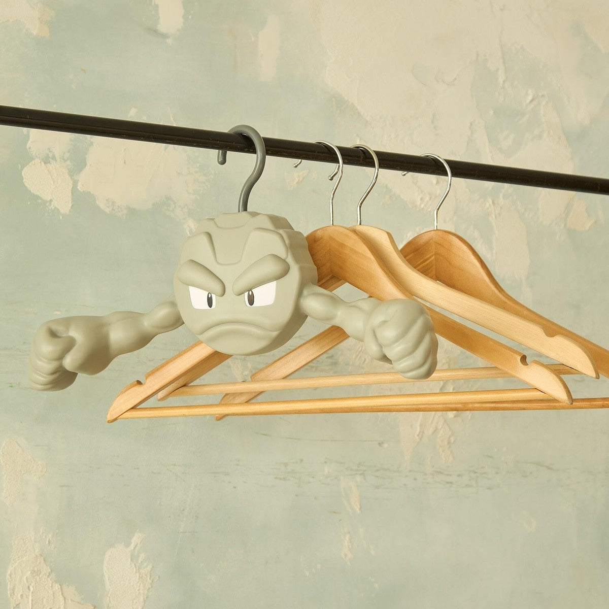 Pokemon Hanger