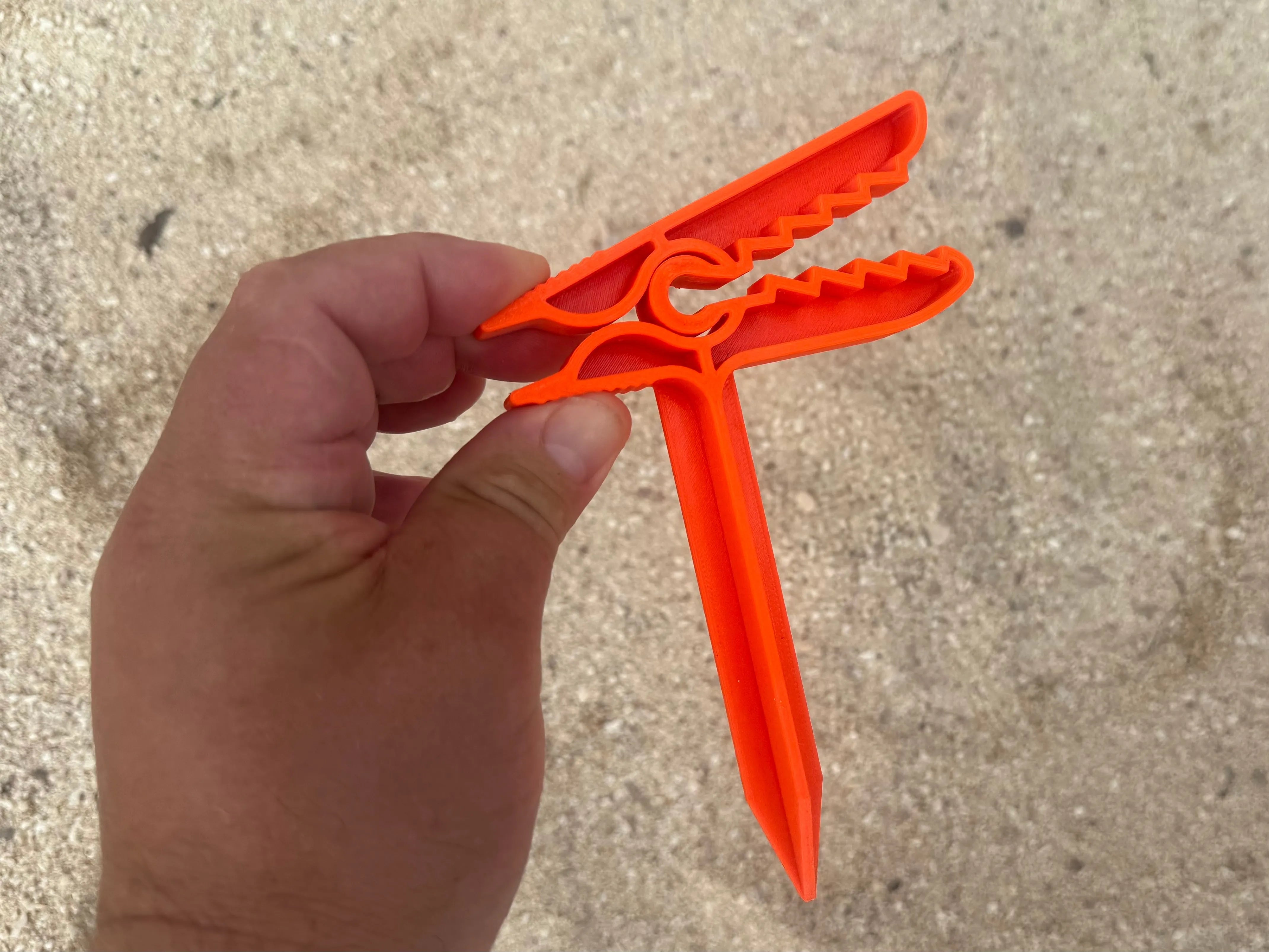 BEACH TOWEL CLIPS