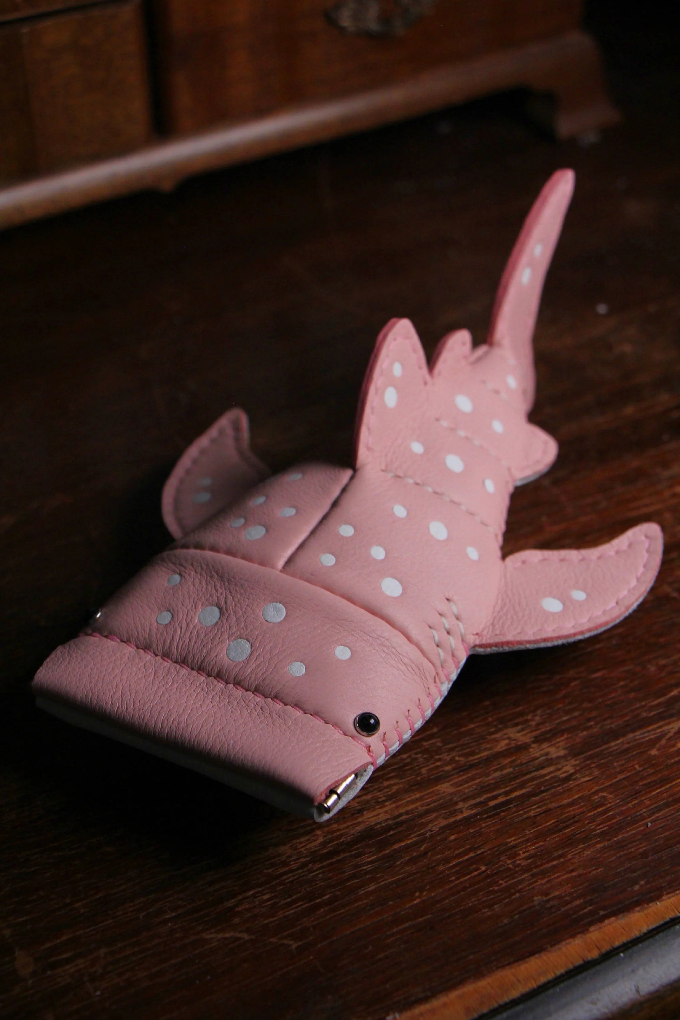 WHALE SHARK KEY POUCH / CARD HOLDER
