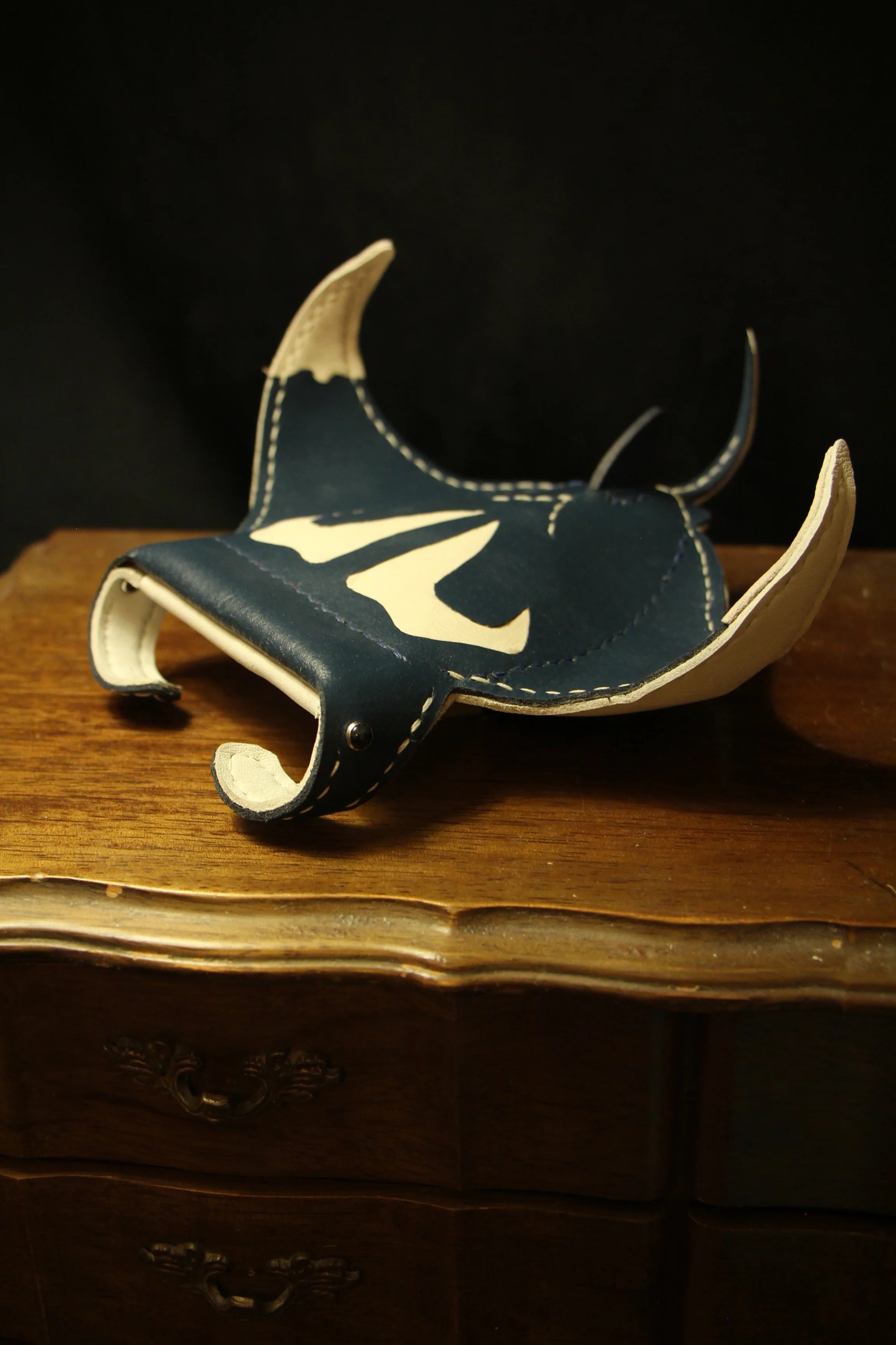 WHALE SHARK KEY POUCH / CARD HOLDER