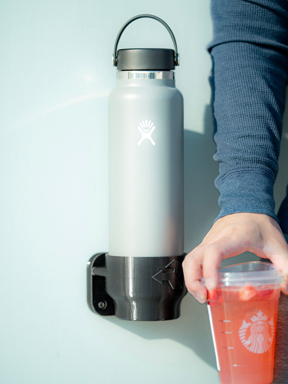 Magnetic Cup Holder