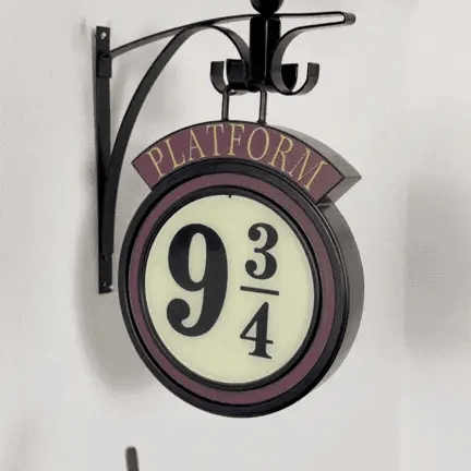 9¾ Platform Hanging Night Lamp
