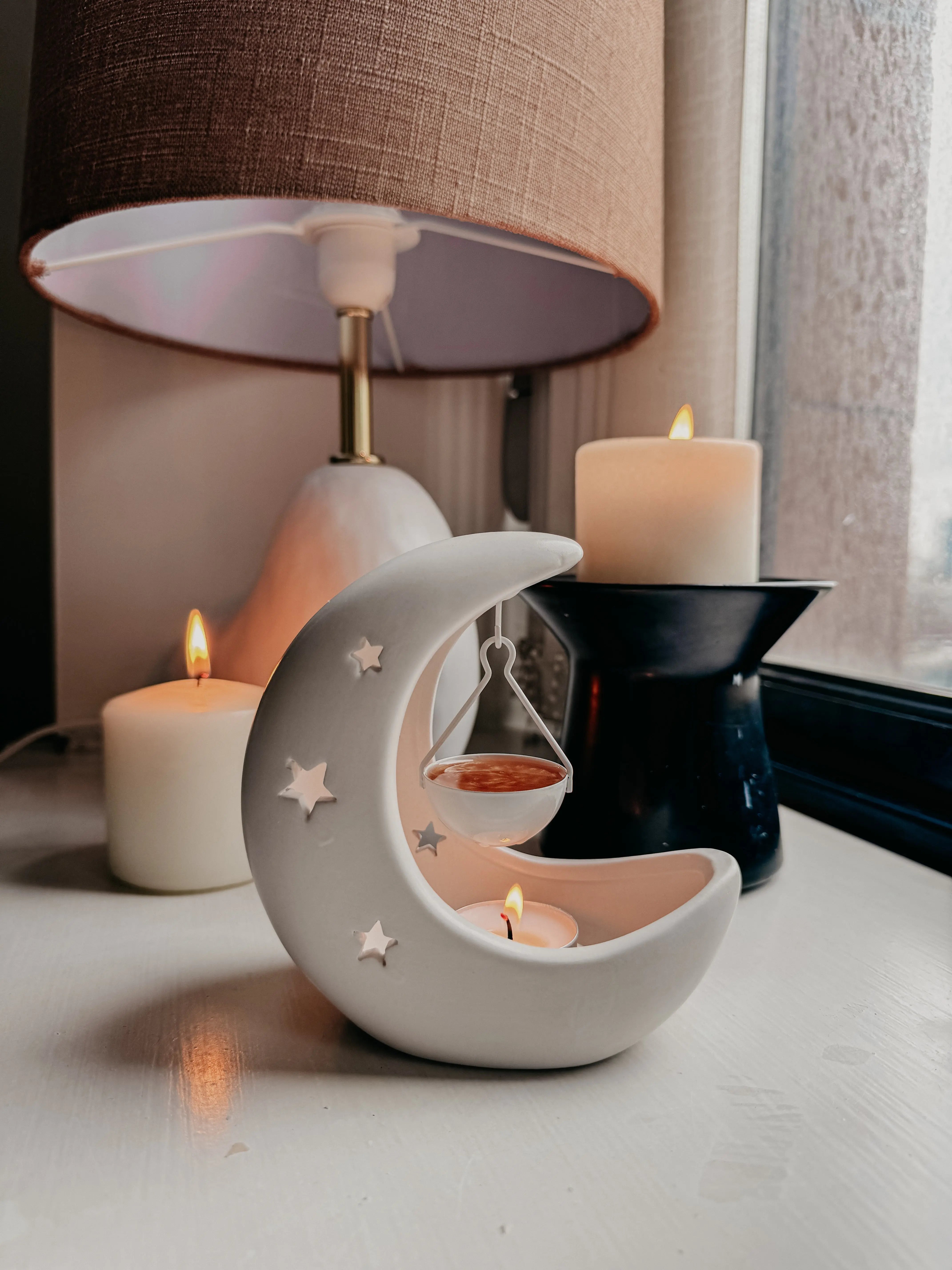 White Crescent Moon Star Hanging Wax Melt Burner Trendslana