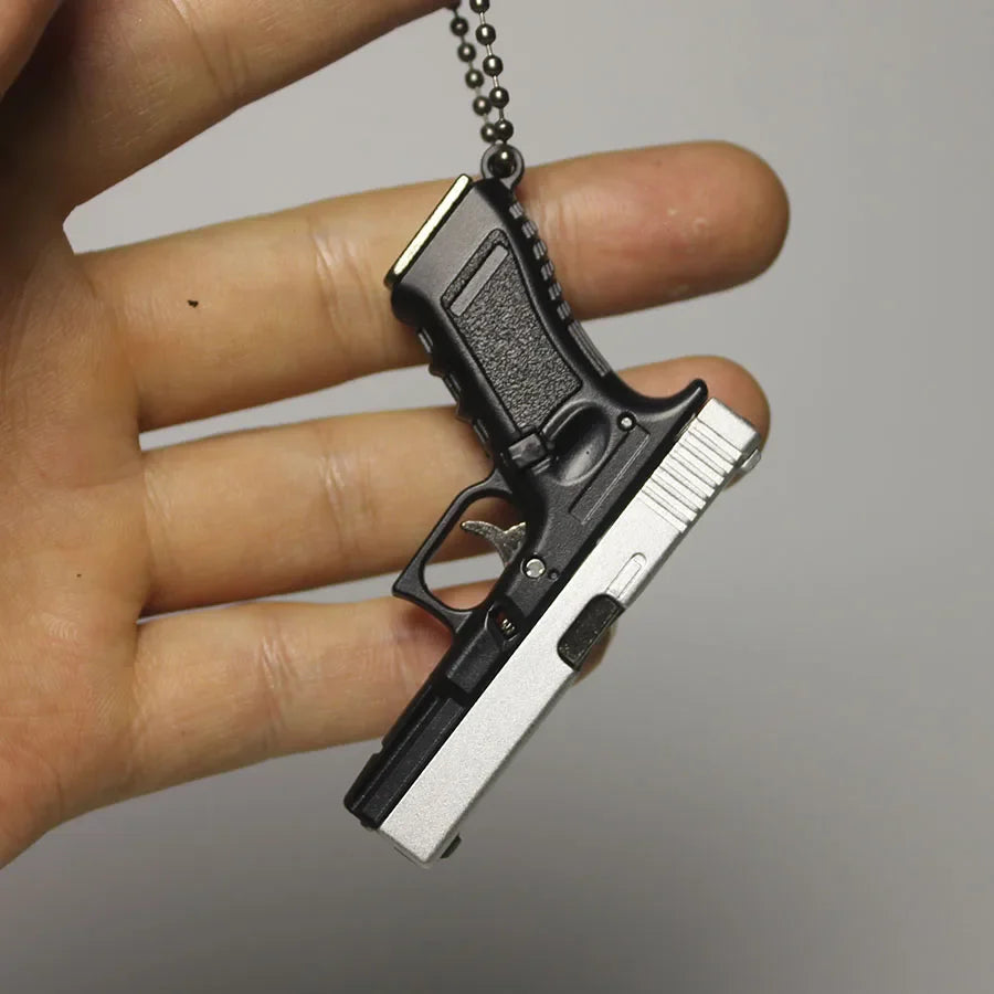 G17 PISTOL KEYCHAIN