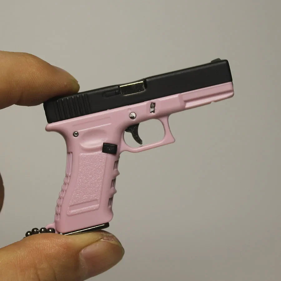 G17 PISTOL KEYCHAIN