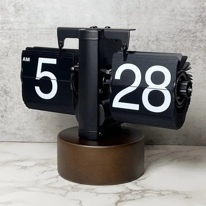 Retro Flip Clock Trendzoid